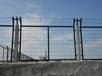 鐵路護(hù)欄網(wǎng) 鐵路護(hù)欄網(wǎng)